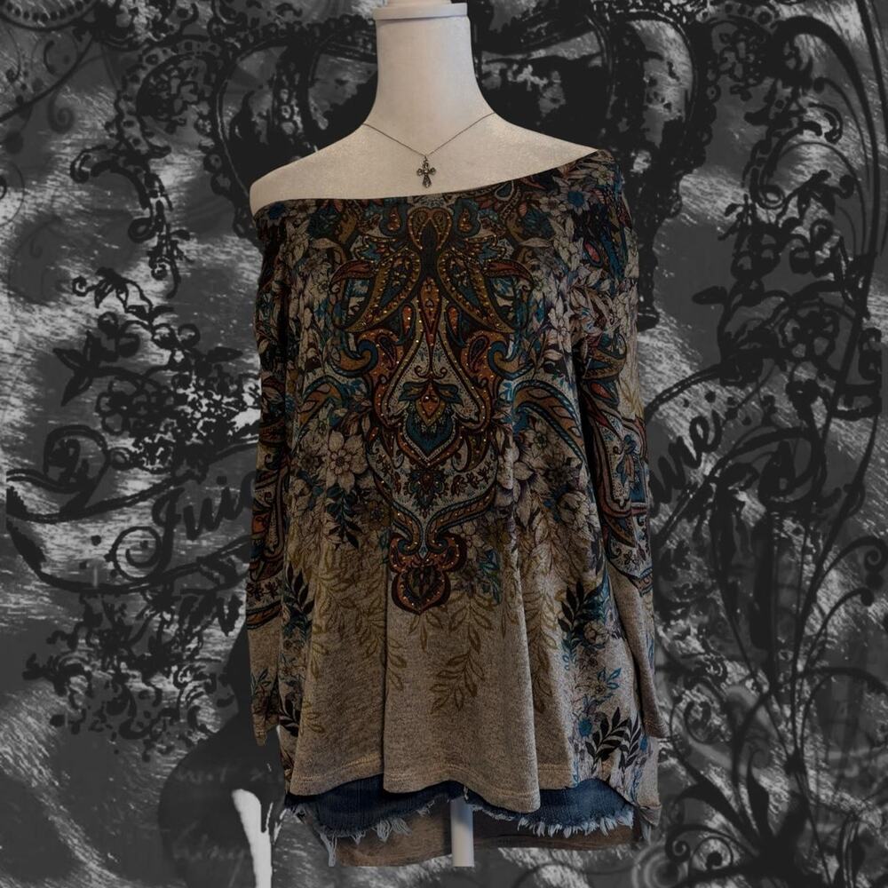 bedazzled symmetrical paisley cool tone grey fairy grunge whimsical boho top